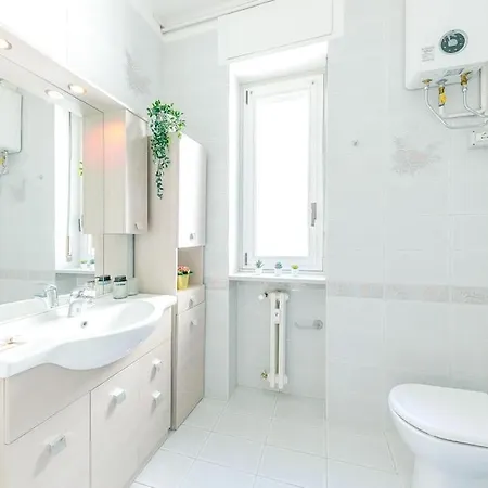 Navigli - Downtown - Duomo Spacious Two Bedroom - Close To Metro - Ac - Wi-fi Apartamento