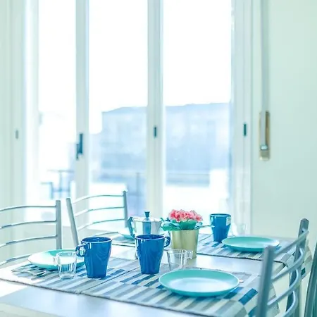 Navigli - Downtown - Duomo Spacious Two Bedroom - Close To Metro - Ac - Wi-fi Apartamento *