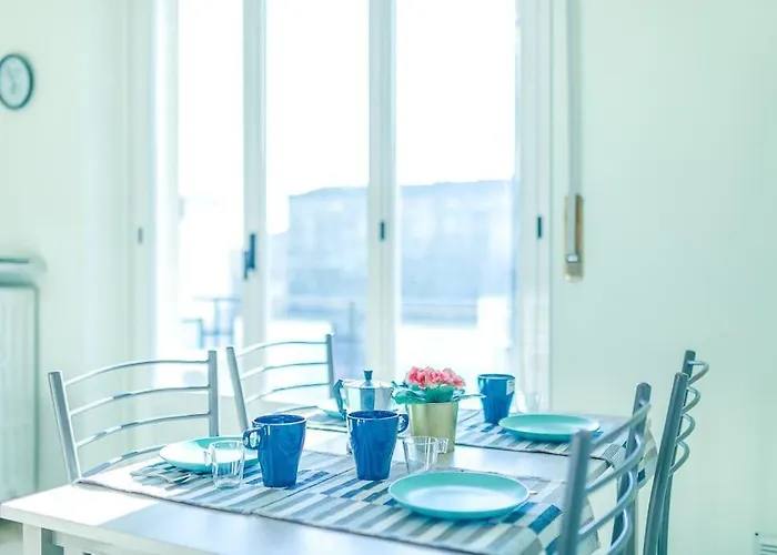 Navigli - Downtown - Duomo Spacious Two Bedroom - Close To Metro - Ac - Wi-fi Lejlighed *